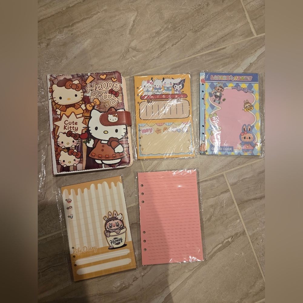 Hello Kitty and Friends Stationery Set